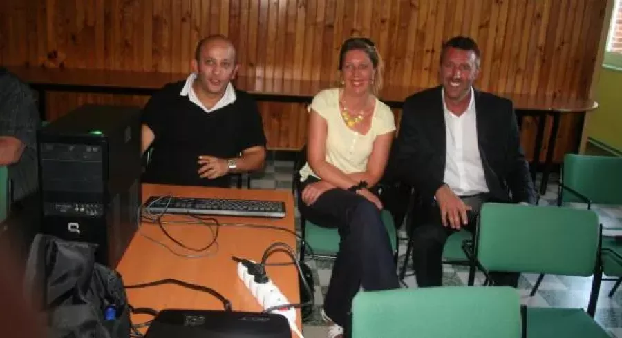 Photo - De gauche à droite, Nouredine Matoug, Sandra Termolle, Pascal Coche.